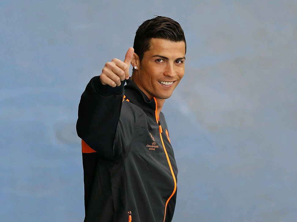 官方：阿德莱德联中场马丹哈严重犯规，被停赛一场（官方通报：阿德莱德联中场马丹哈因严重犯规被禁赛一场）