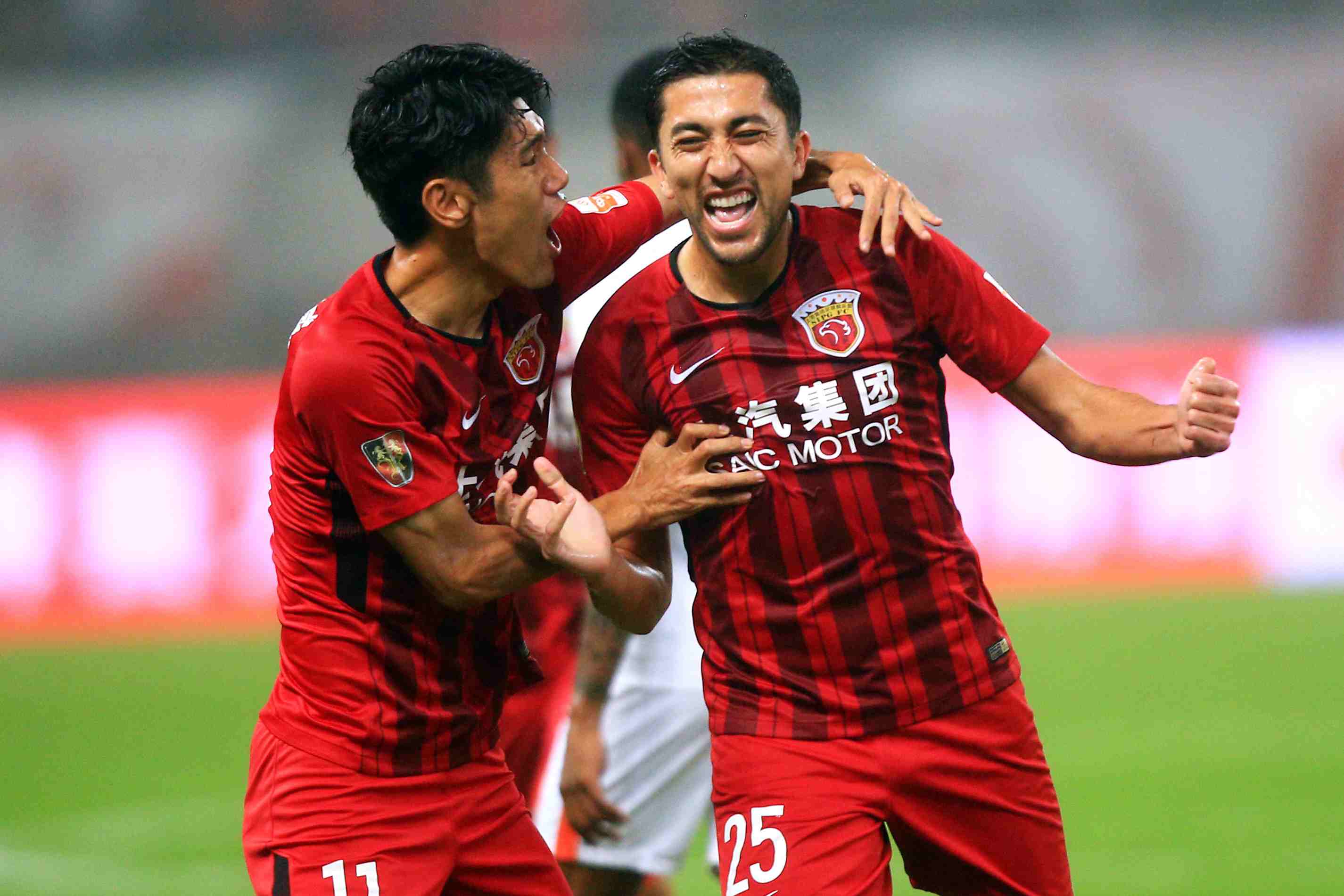 谁更强？卡博尔近3场攻入6球，恩苏近8次破门均为首开纪录（强强对比：卡博尔近三战轰入6球，恩苏近8次破门全部首开）