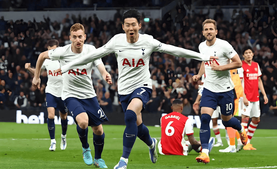 格里马尔多破门，勒沃库森队史第二次欧冠做客英格兰取得领先（格里马尔多破门，勒沃库森队史第二次在欧冠英格兰客场先拔头筹）