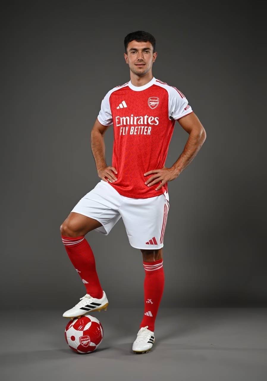 西媒：梅西造访诺坎普未提前联系巴萨，但俱乐部显然知情