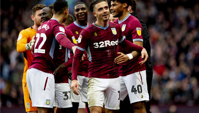 随着保罗在本赛季结束后退役，梦八仅剩下詹姆斯一人还未退役