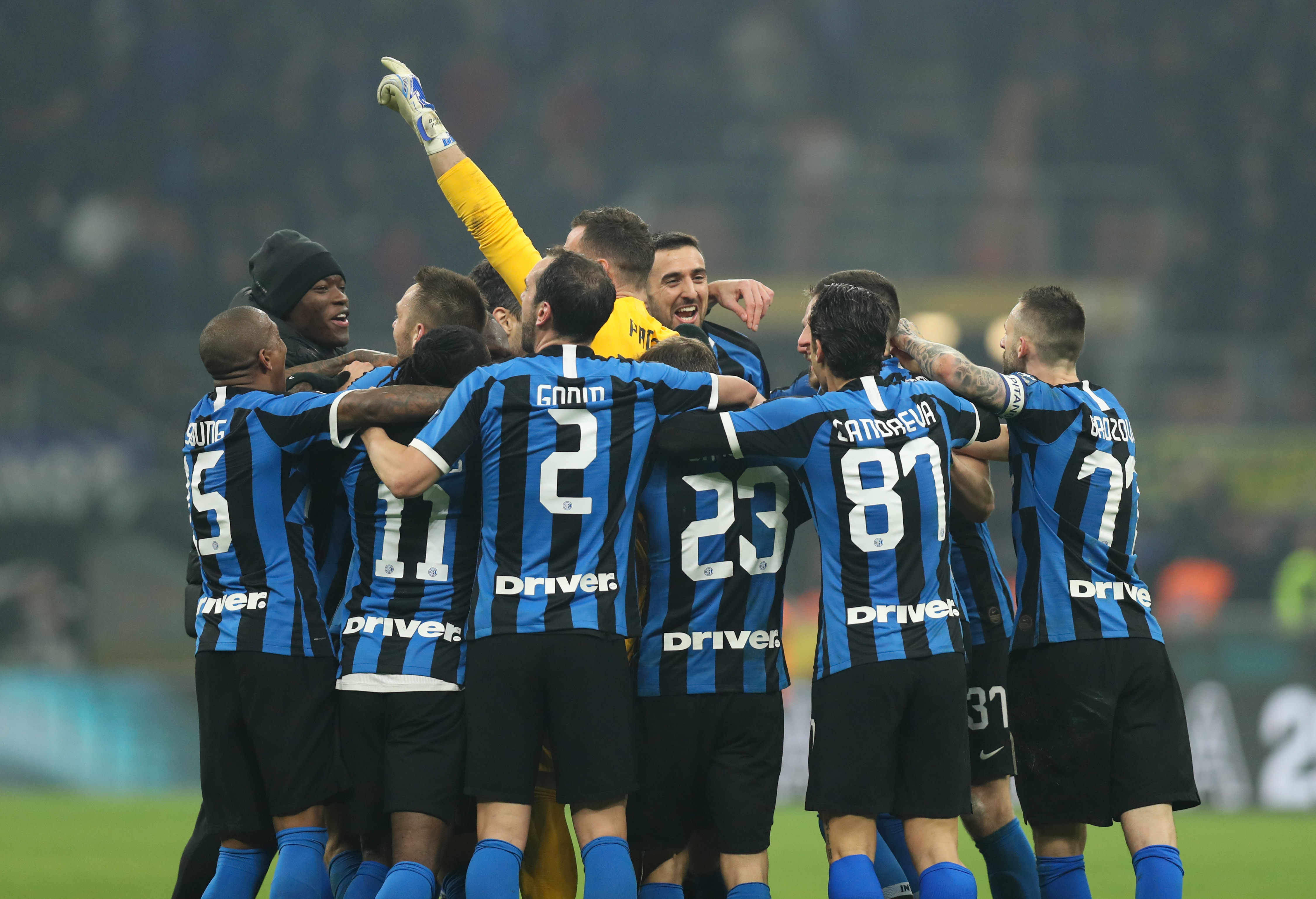 张镇麟：新赛季加盟上海从点滴做起，希望和弗格为球队做贡献