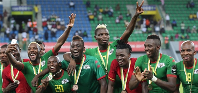 国际米兰vs利物浦全场数据：射门数6-8，控球率五五开