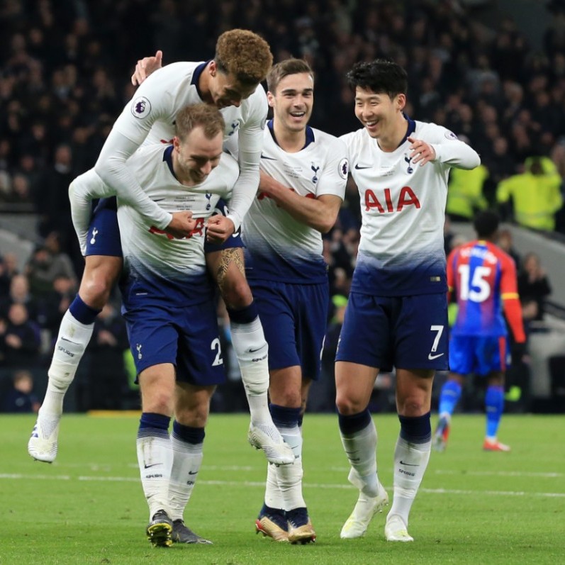 博主：柏杨最后时刻染红，停赛将在明年亚冠精英附加赛执行（博主称：柏杨终场前吃红牌，停赛顺延至明年亚冠精英附加赛）